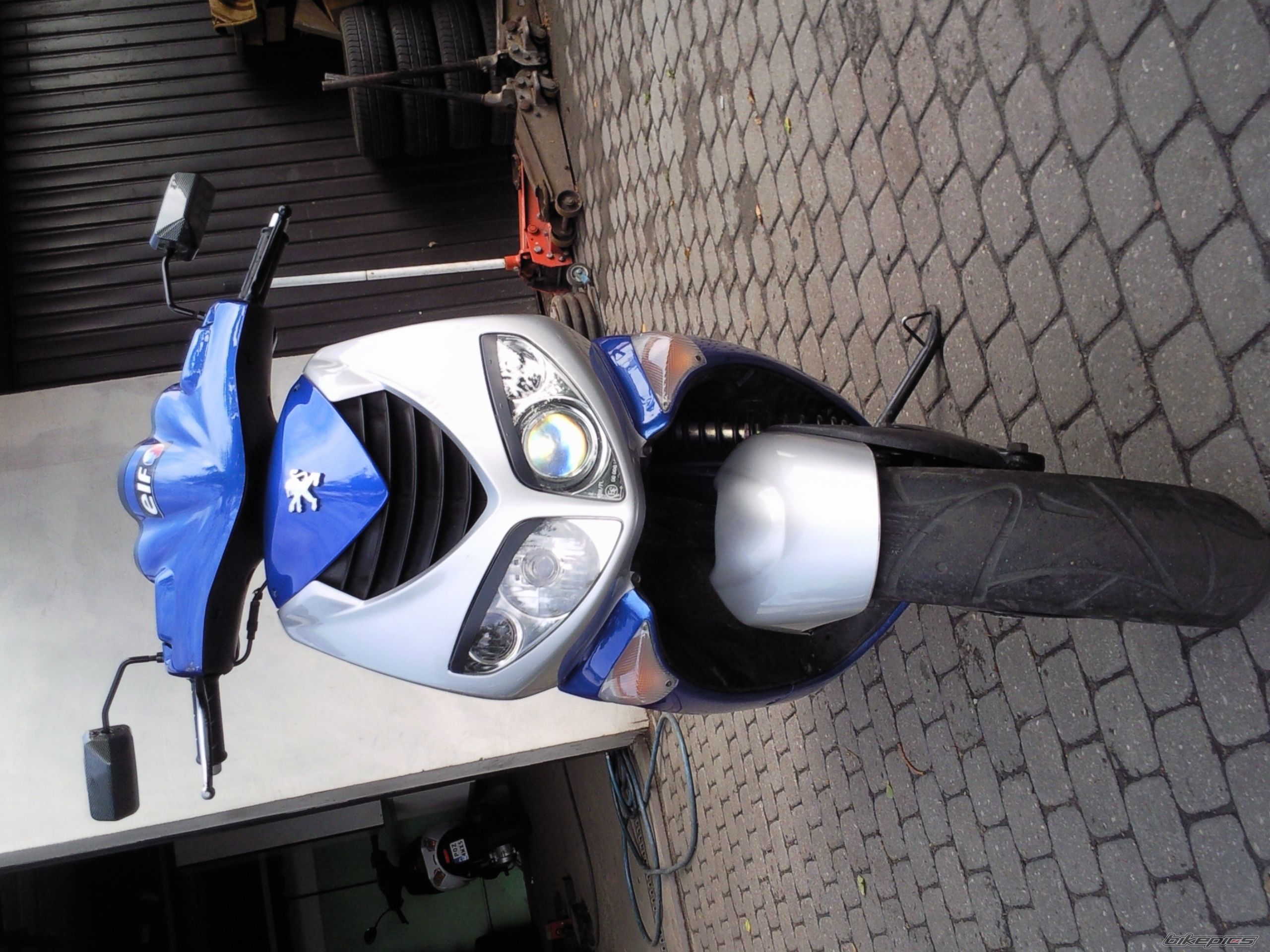 Photo 2045831