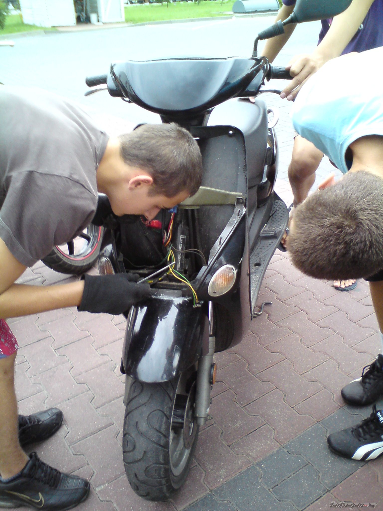 Photo 2045889