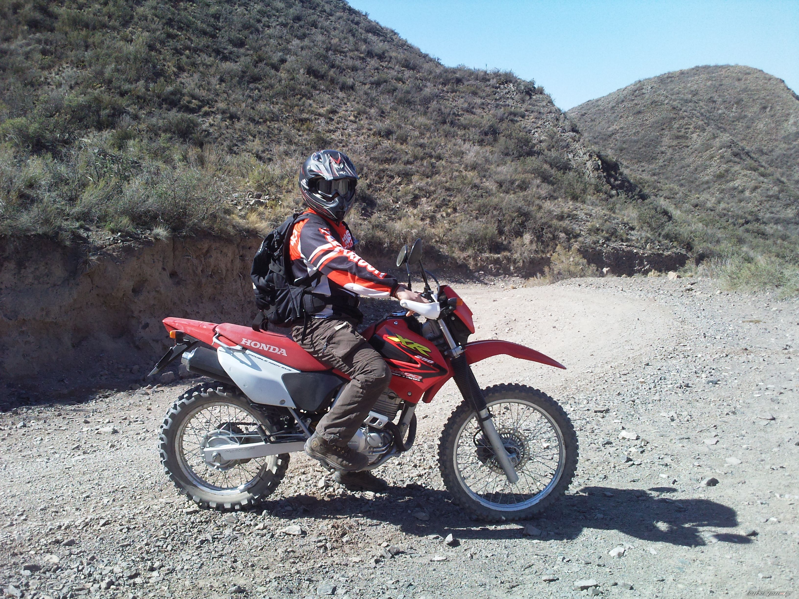 Photo 2045970