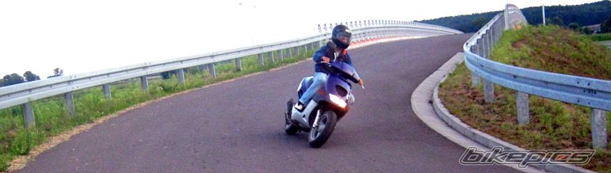 Photo 2045991