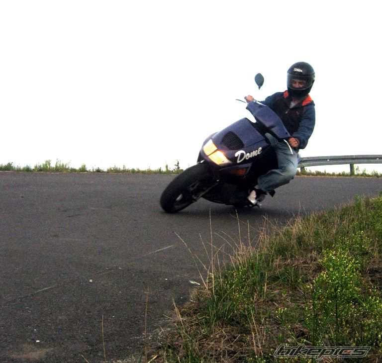 Photo 2045992