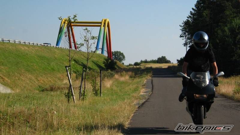 Photo 2046225