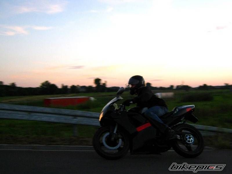 Photo 2046238