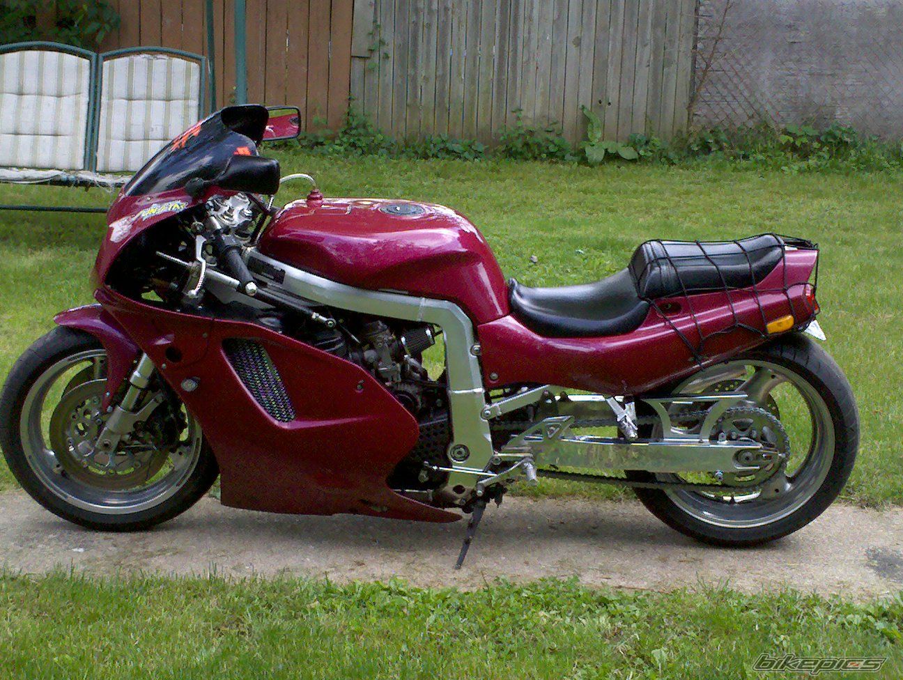 Photo 2046278