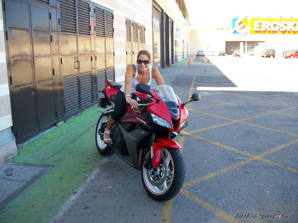 Photo 2046296