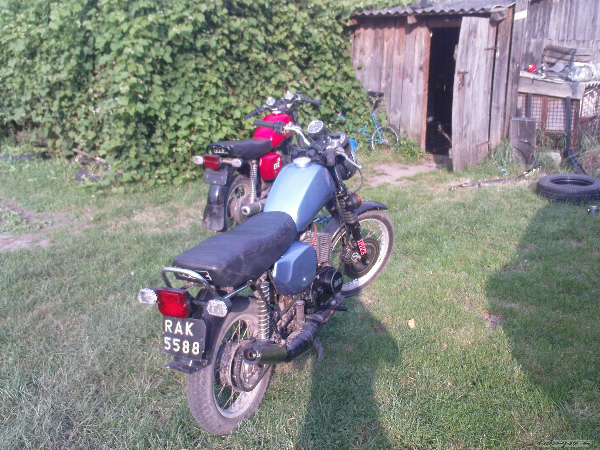 Photo 2046385
