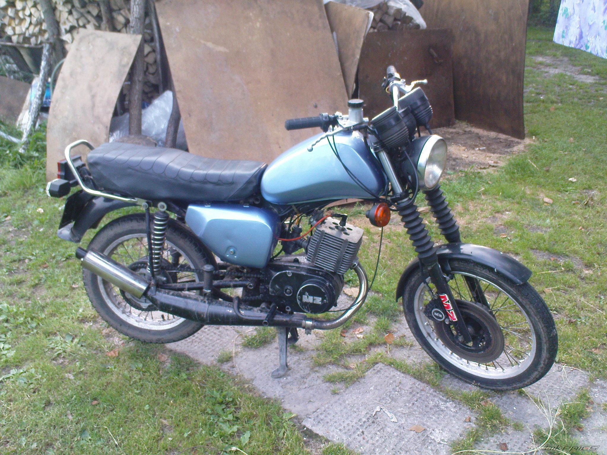 Photo 2046387