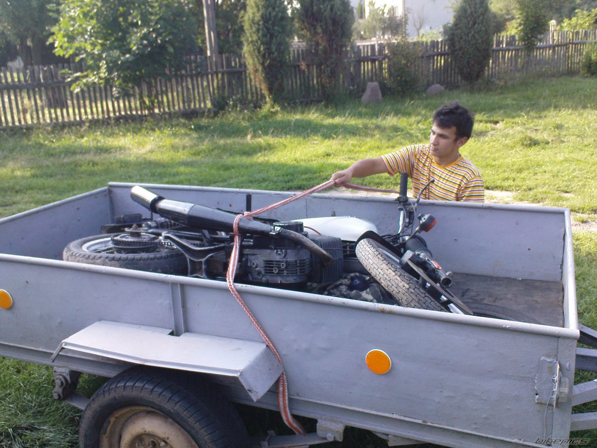 Photo 2046393