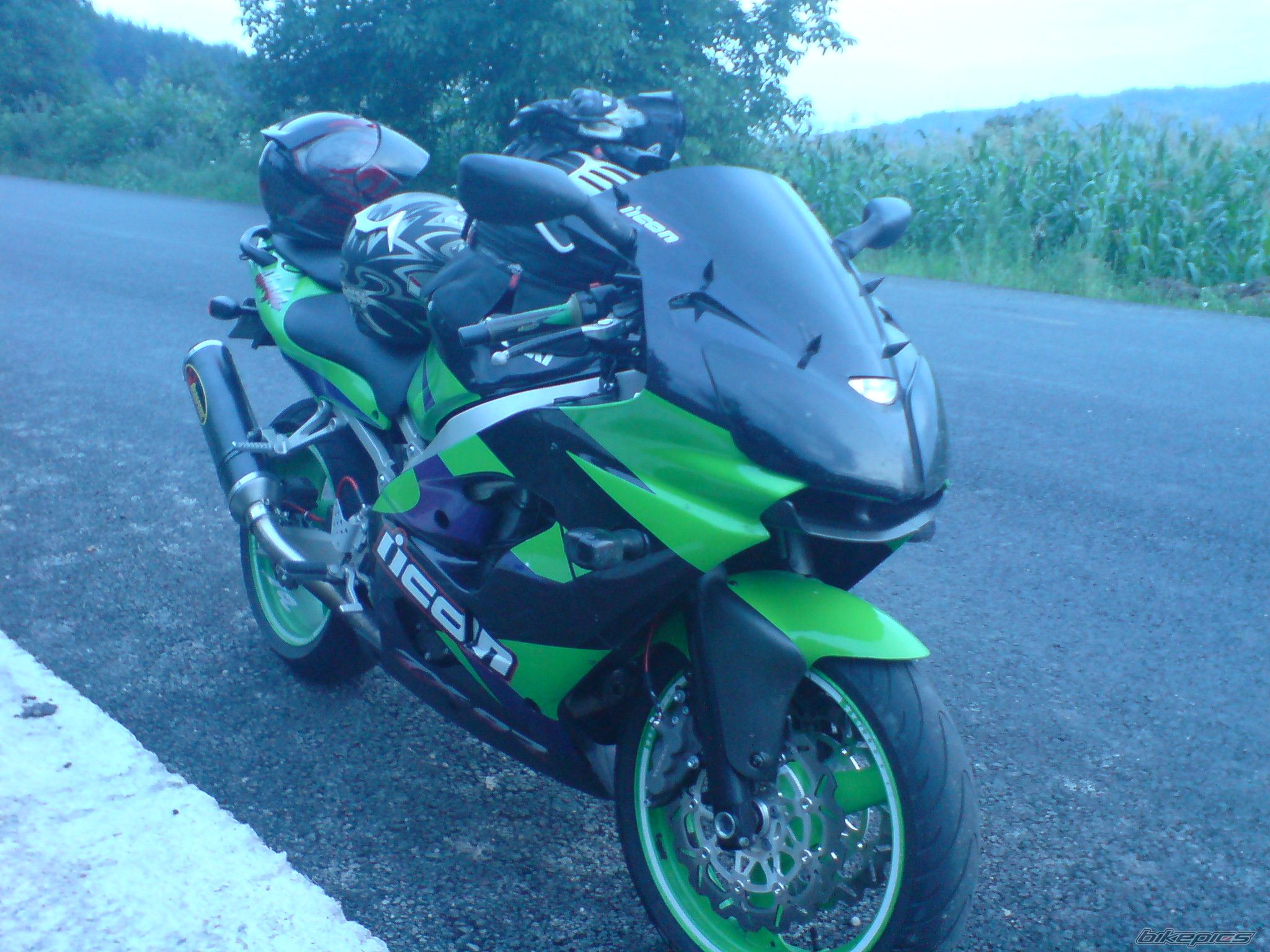 Photo 2046404