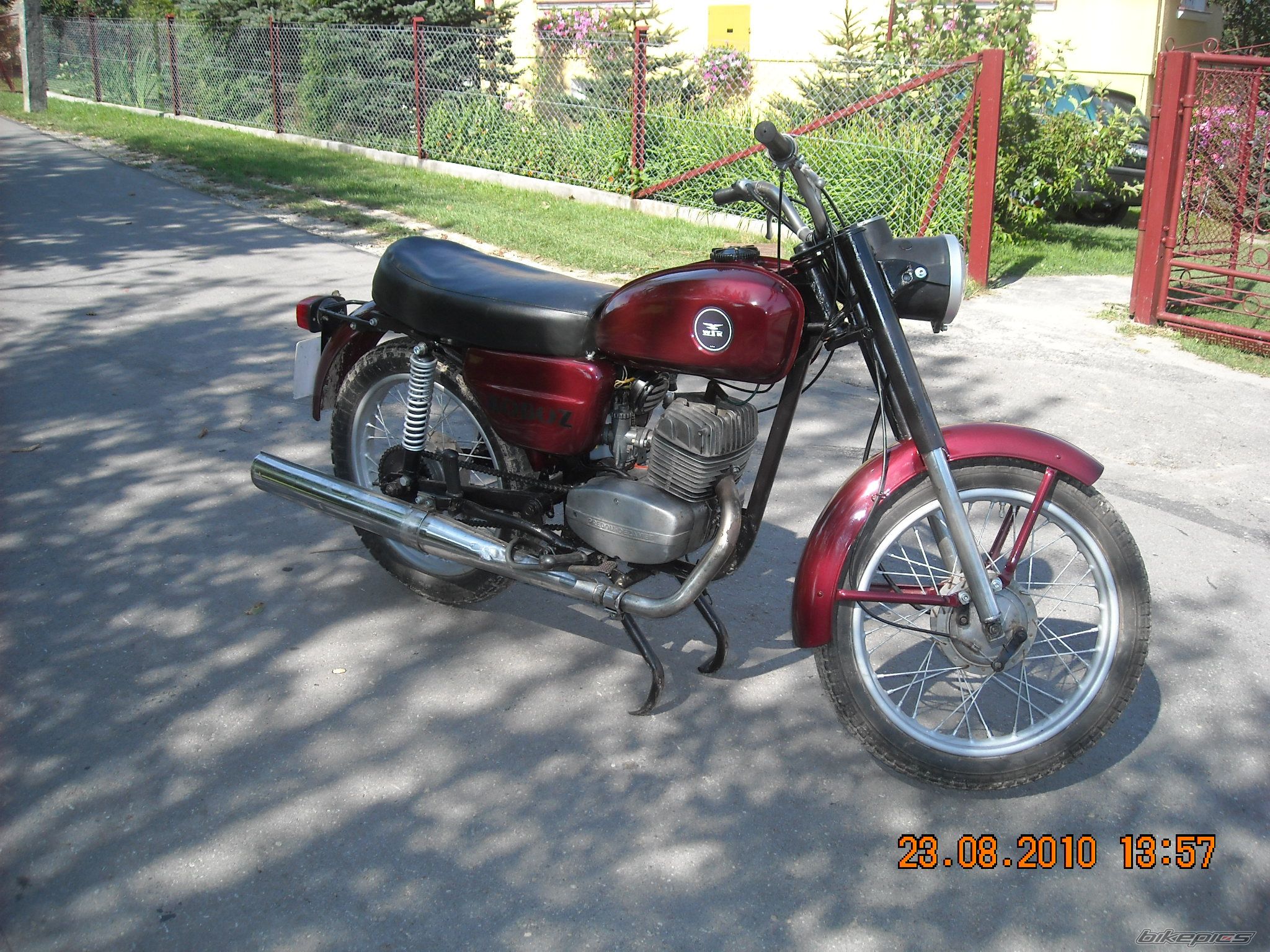 Photo 2046591