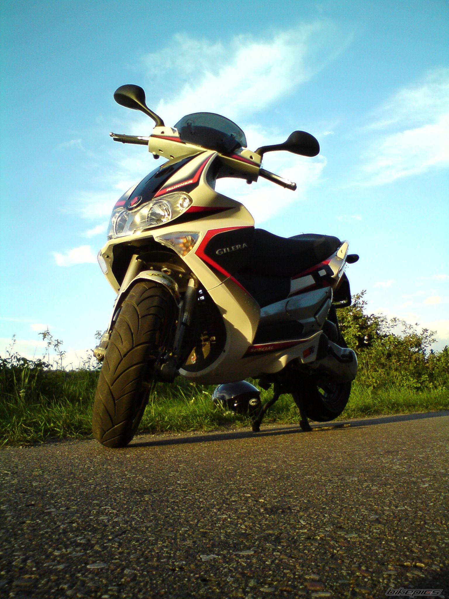 Photo 2046690