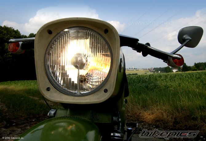 Photo 2046701
