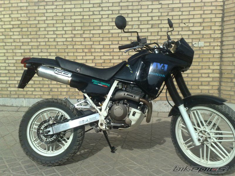 Photo 2046742