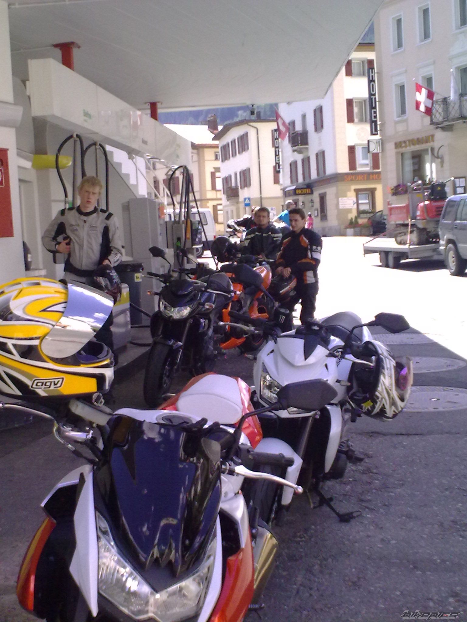 Photo 2046779