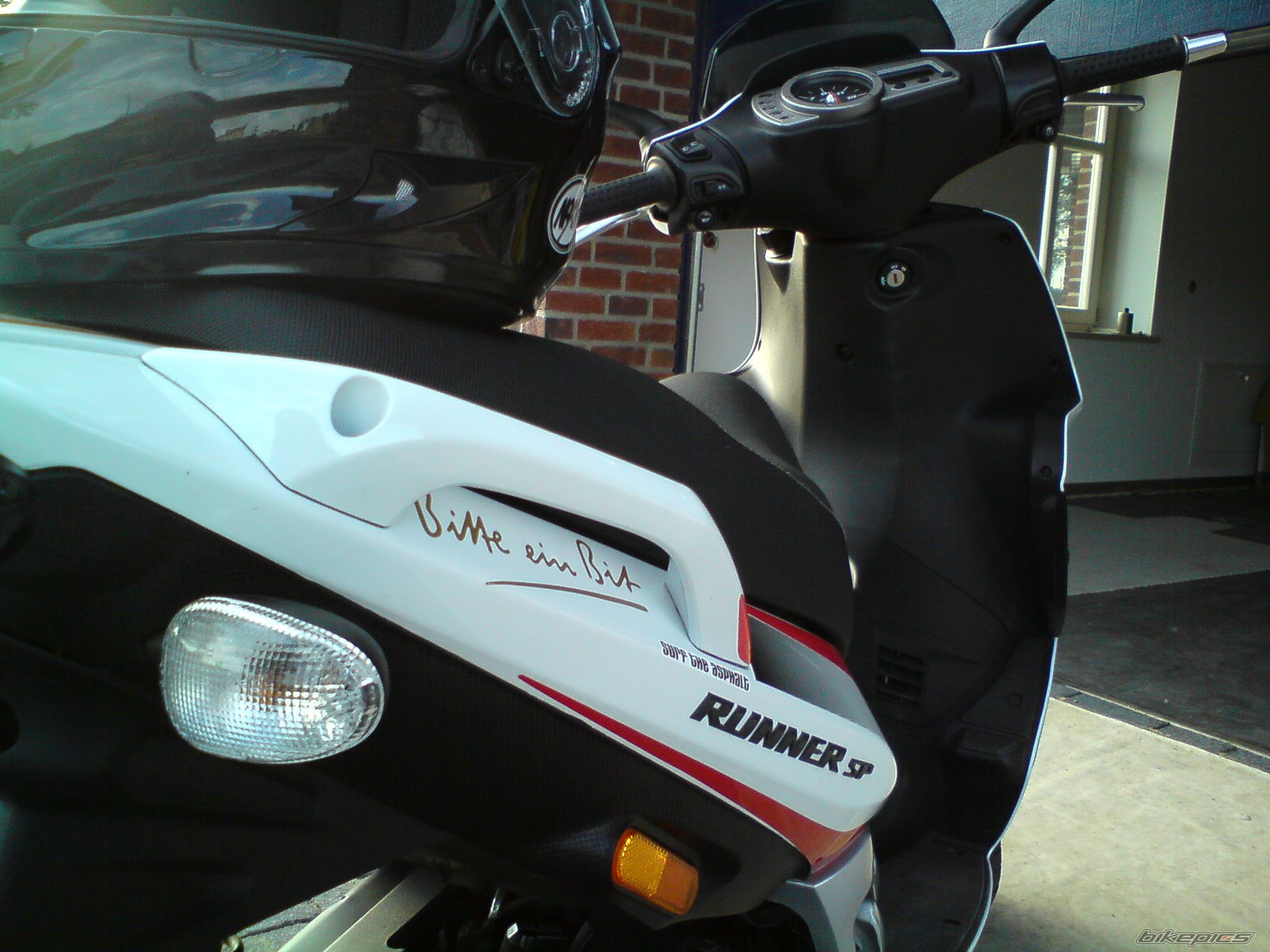 Photo 2046800