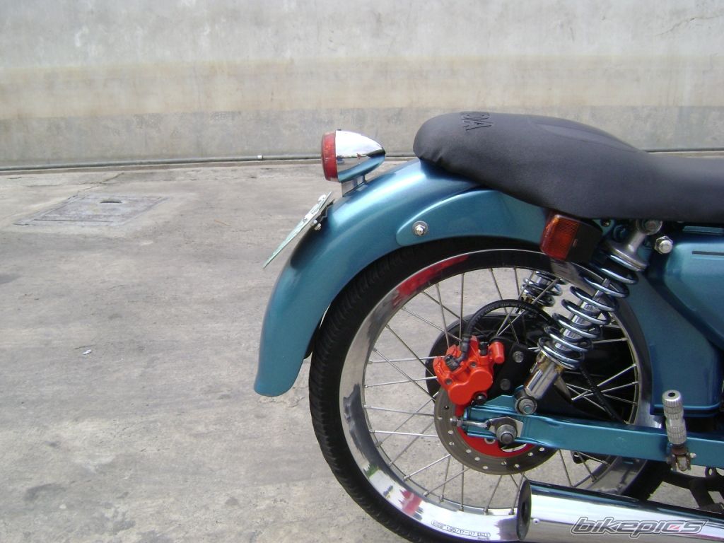 Photo 2046969