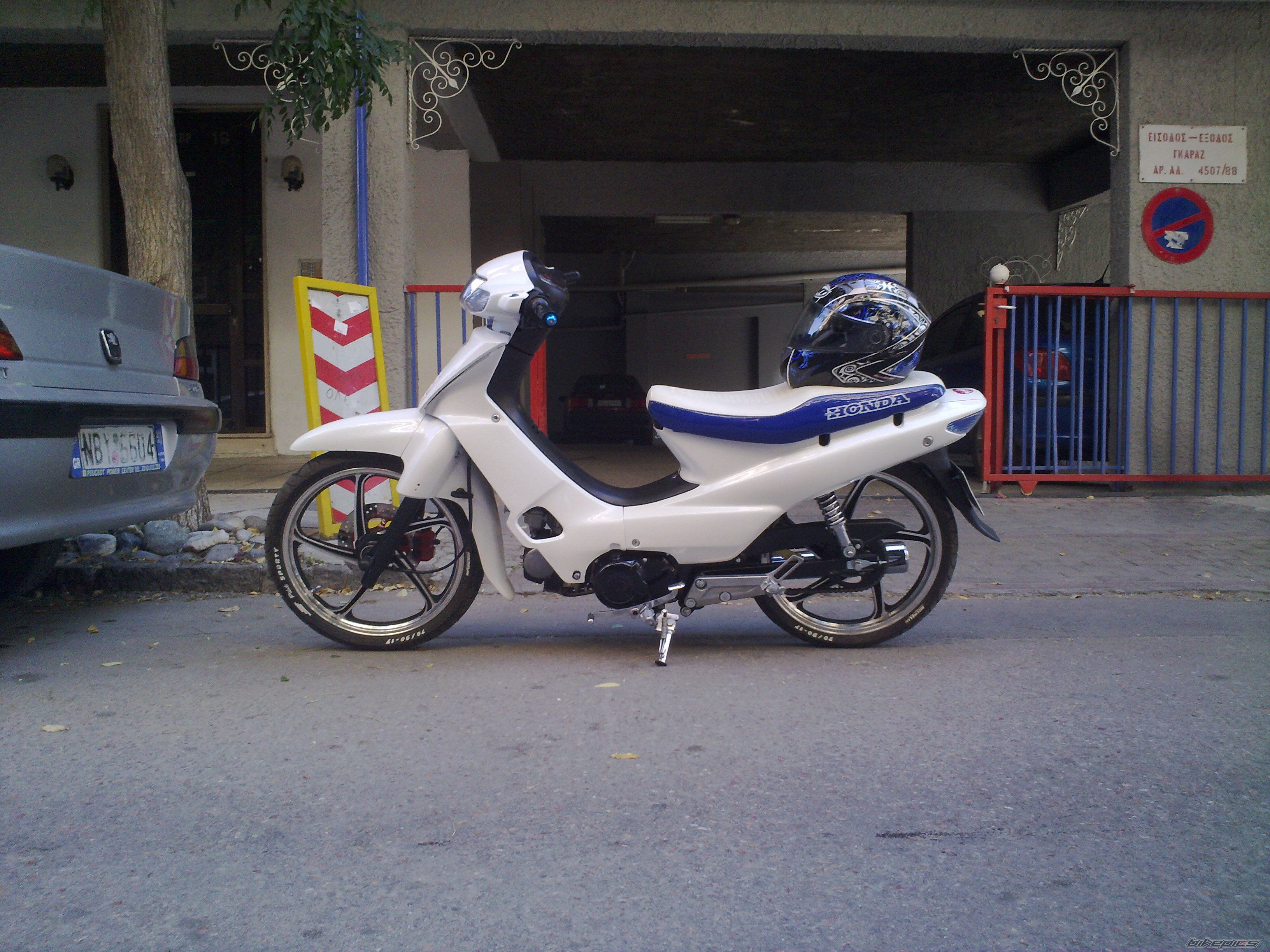 Photo 2047021