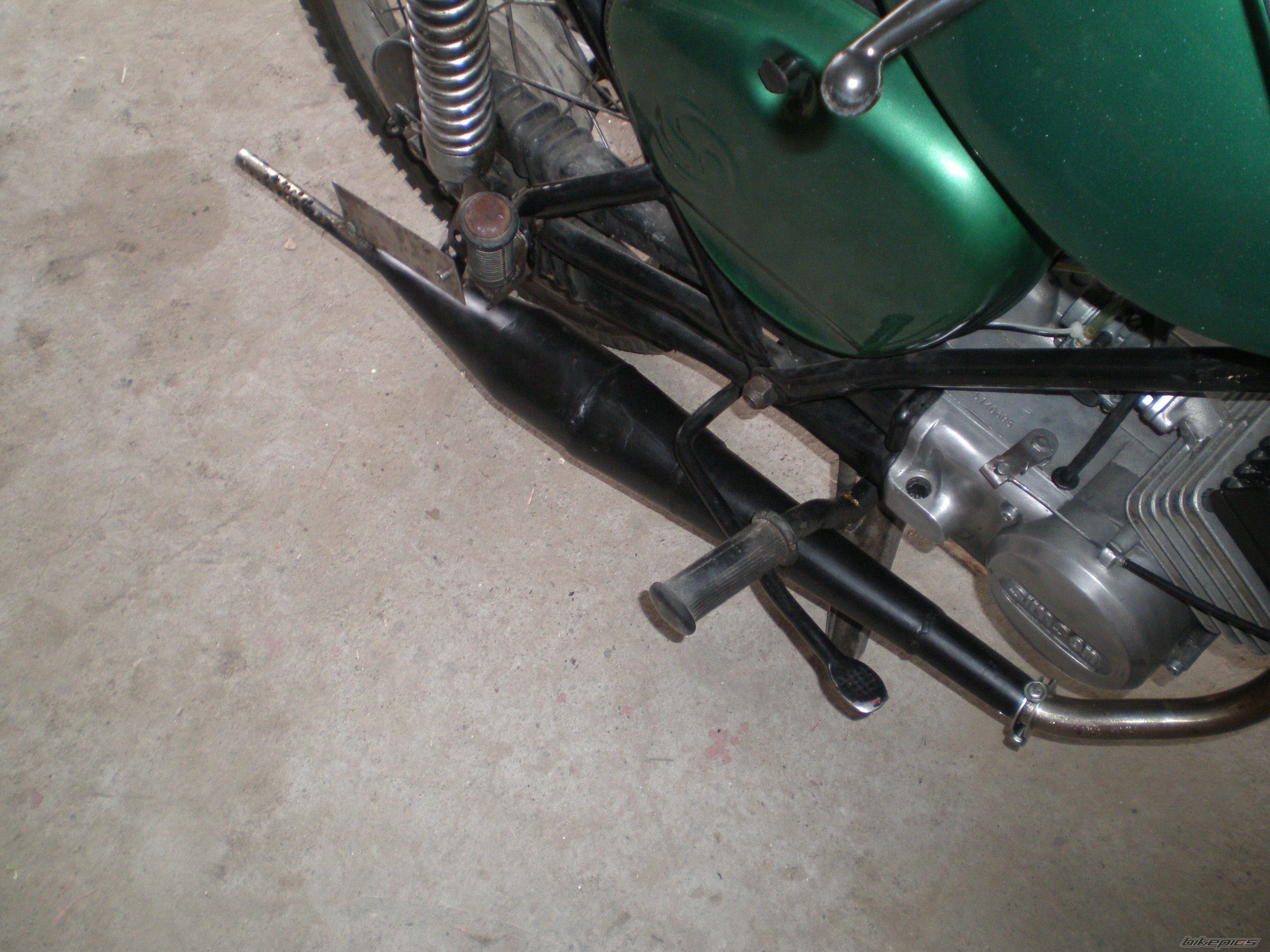 Photo 2047076