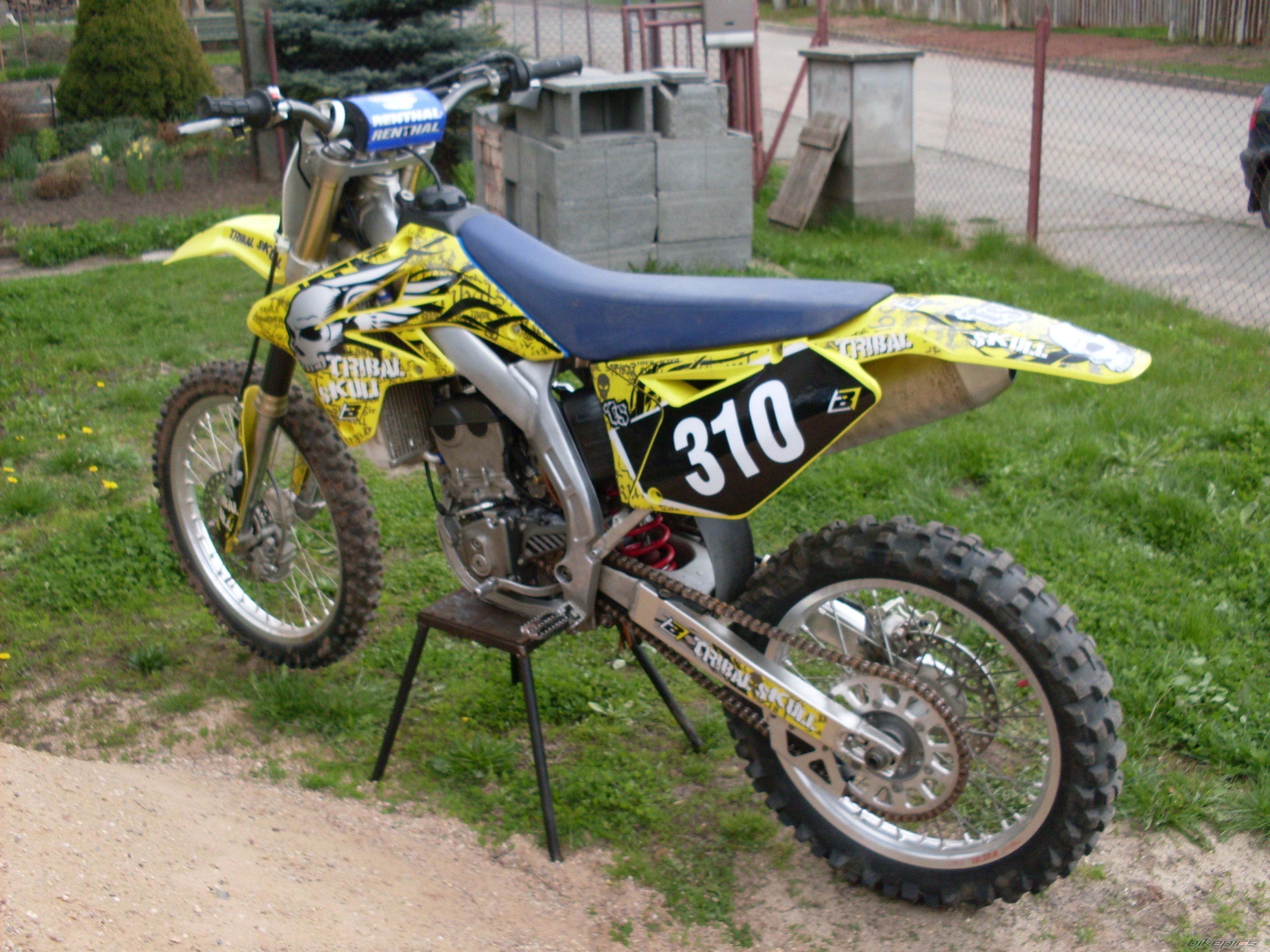 Bike Photo 2047095