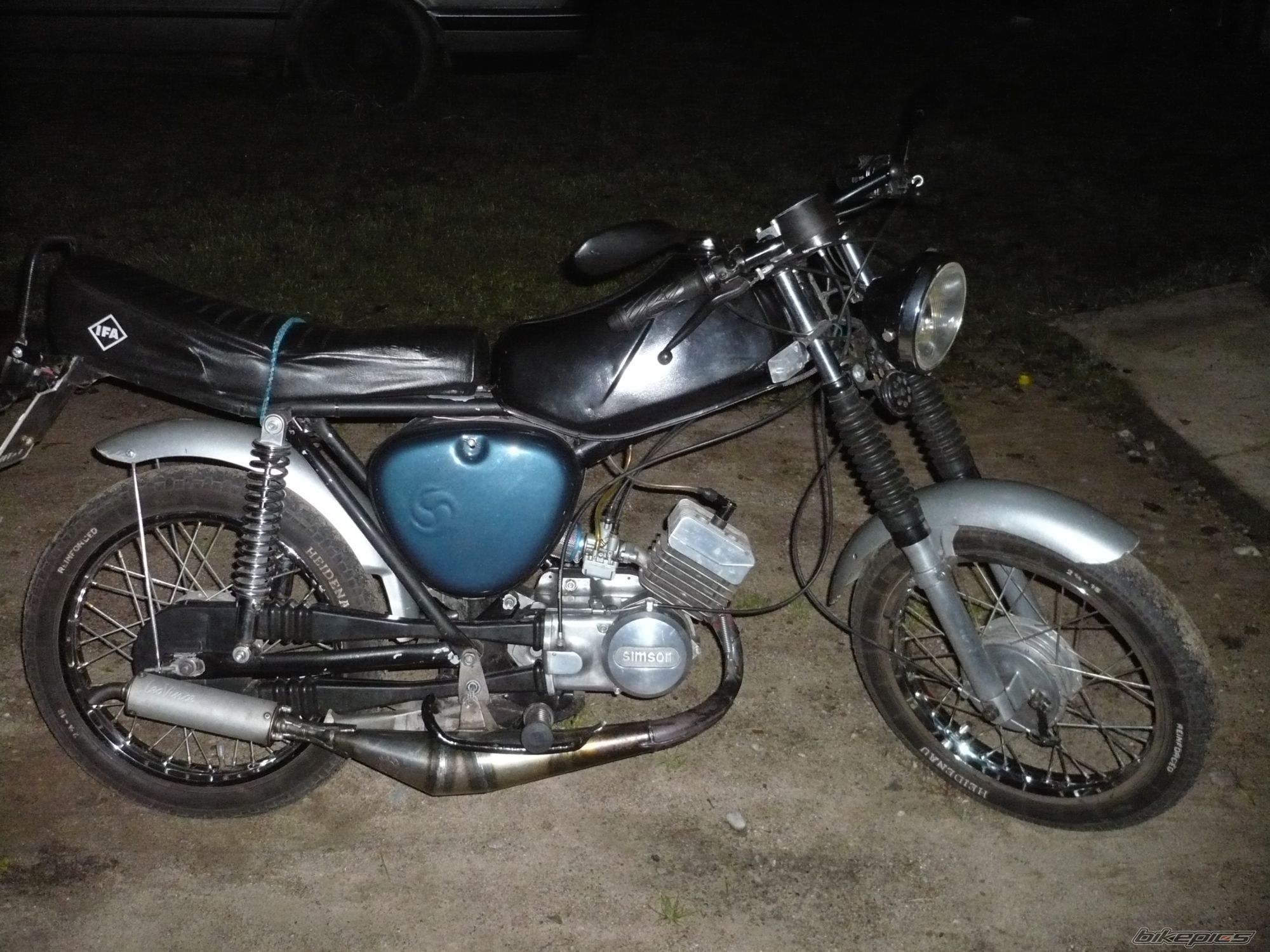 Photo 2047288