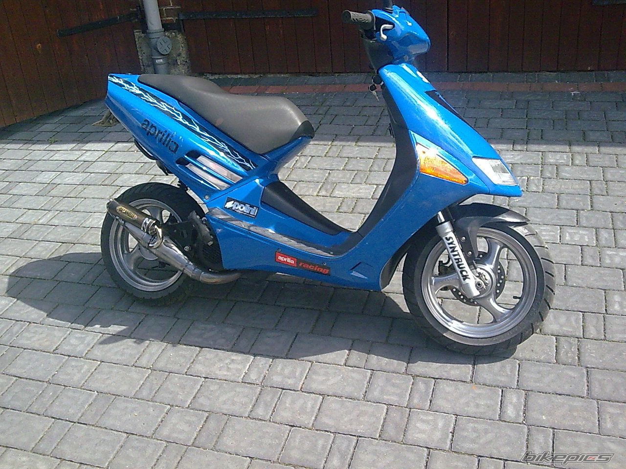 Photo 2047630