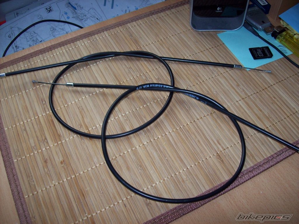 Photo 2047639