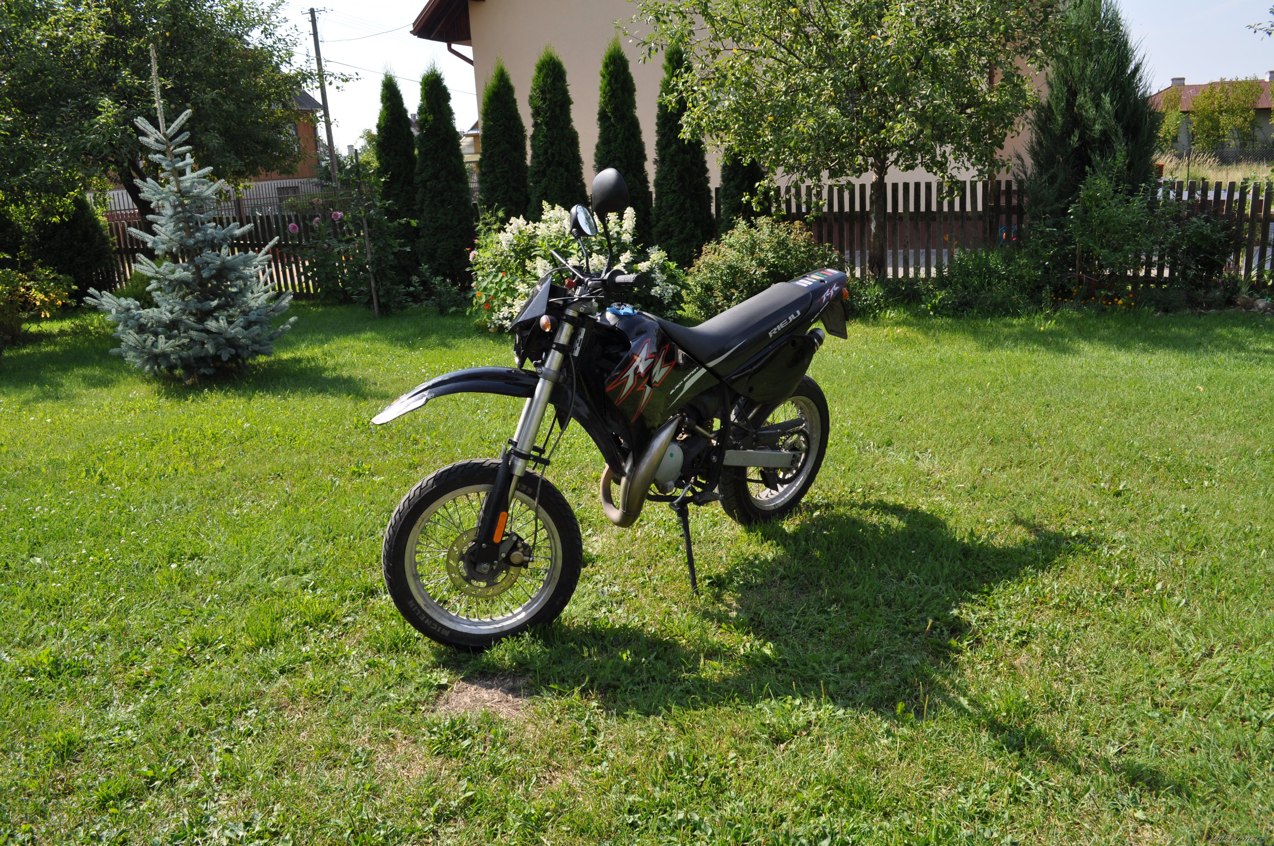 Photo 2047700