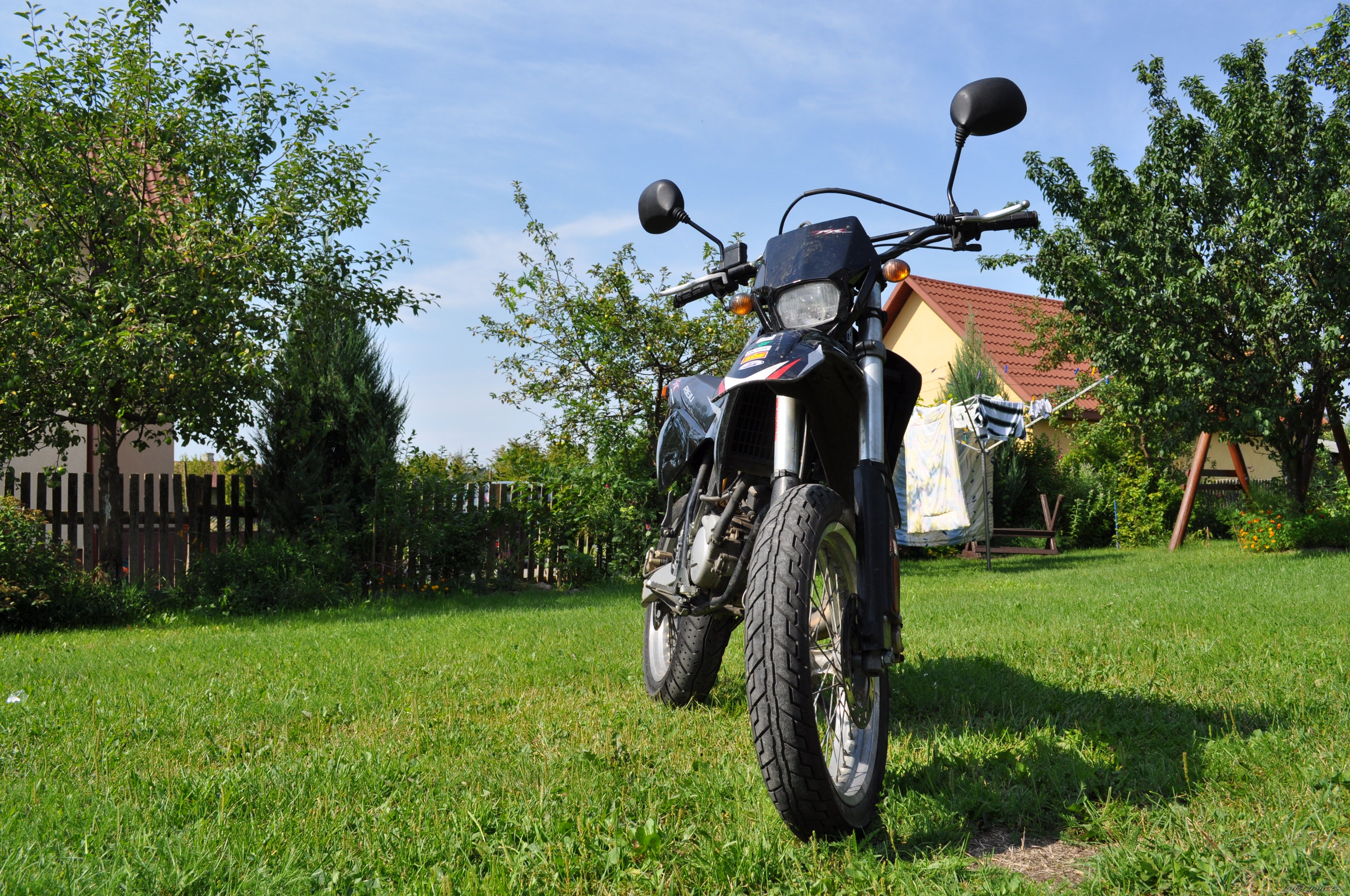 Photo 2047722