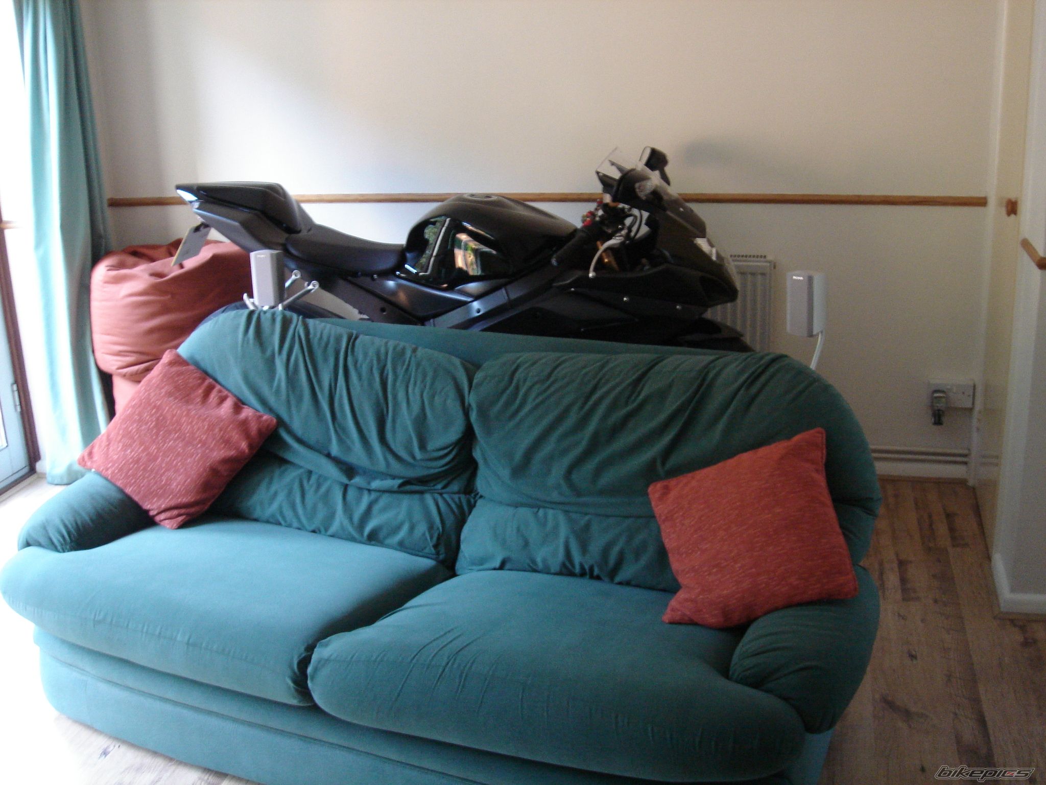 Photo 2047812