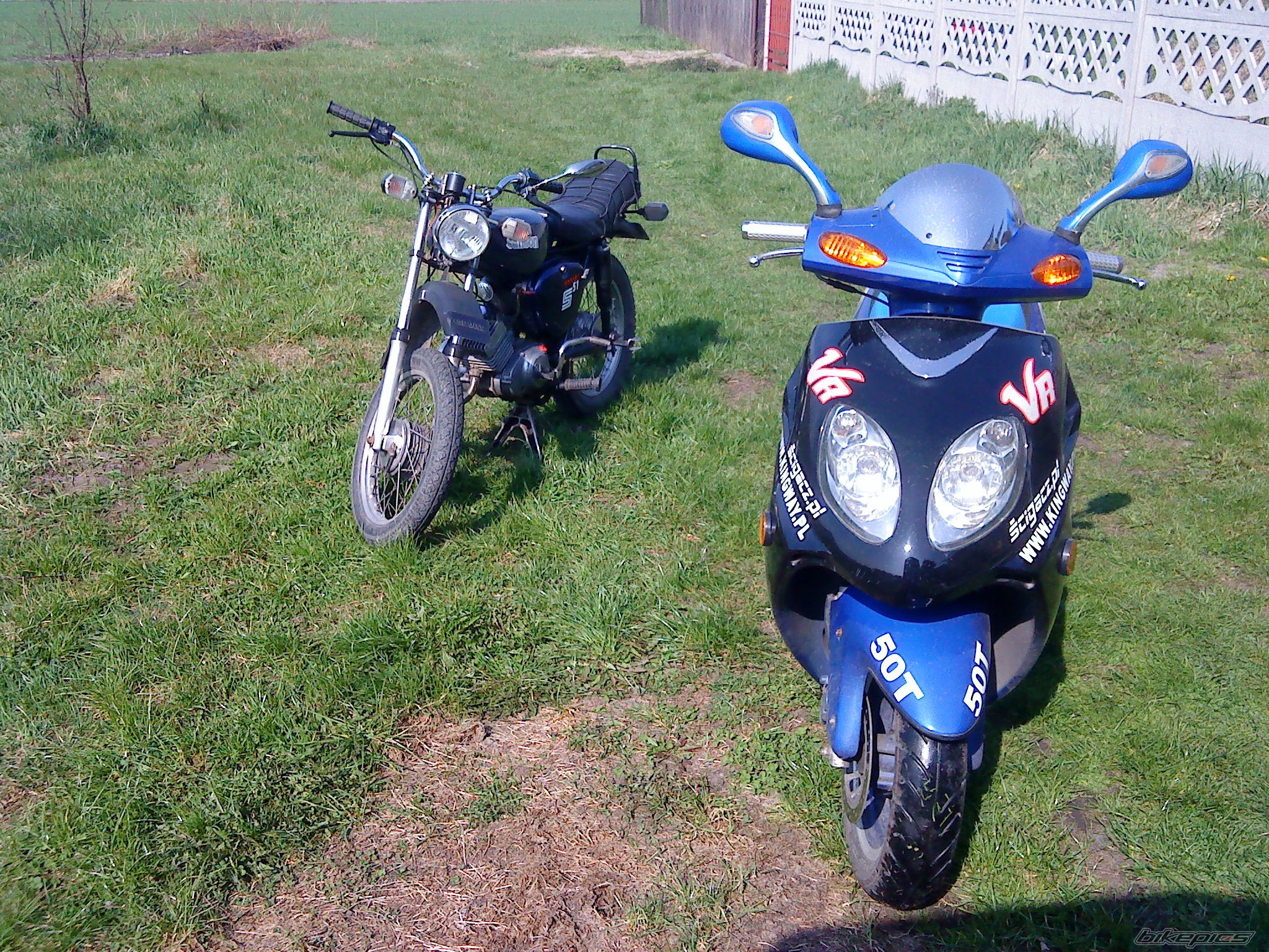 Photo 2047840