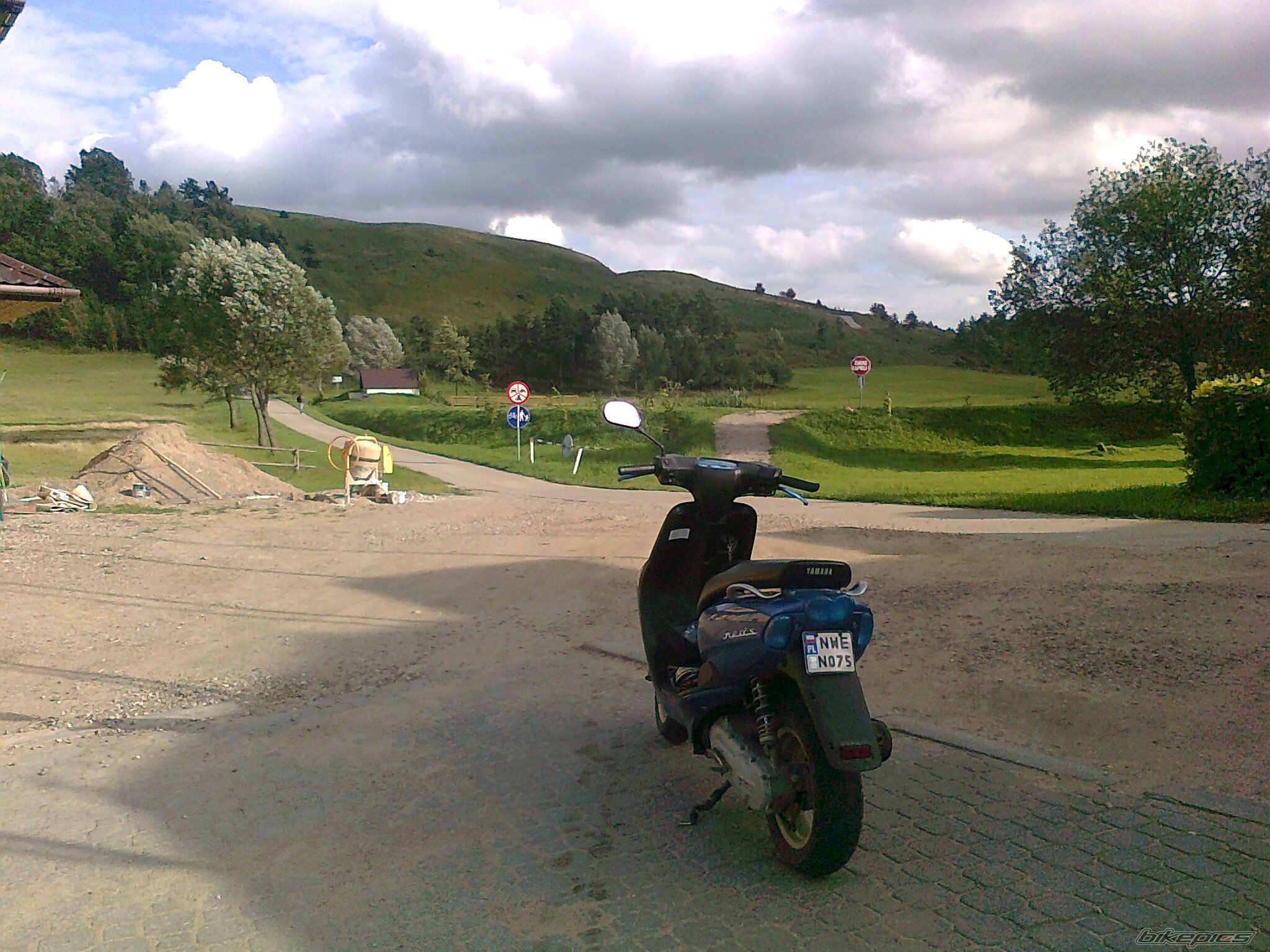 Photo 2047952