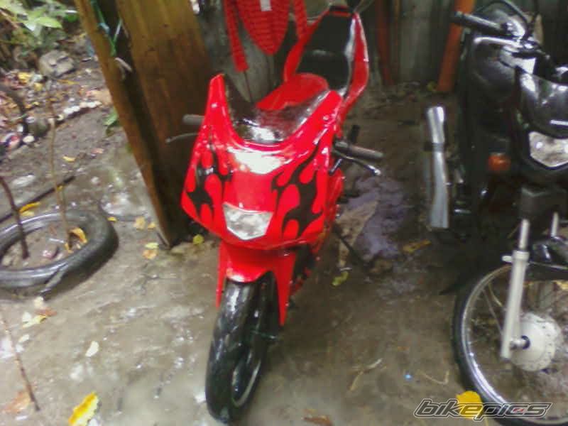 Photo 2048009
