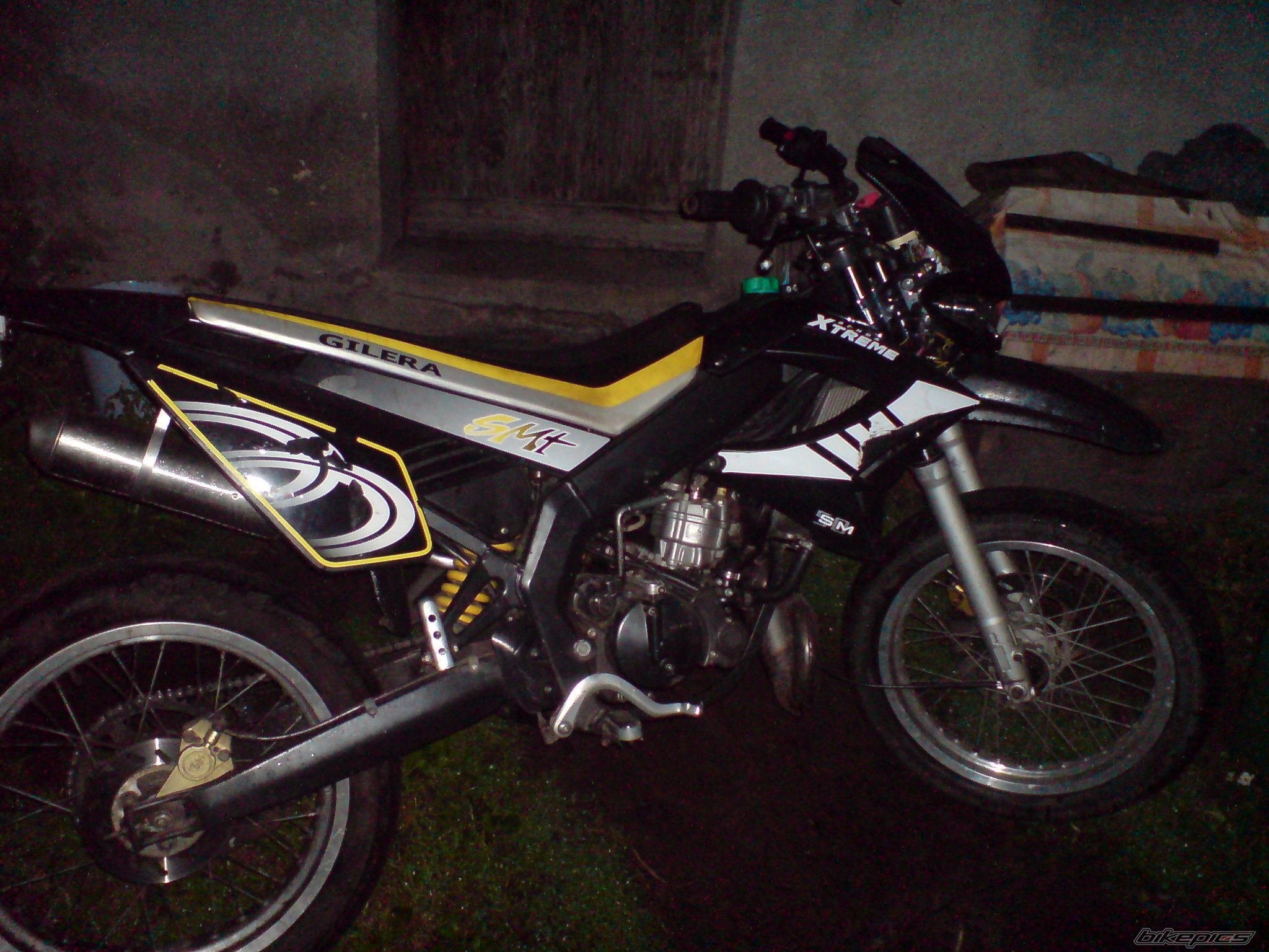 Photo 2048032