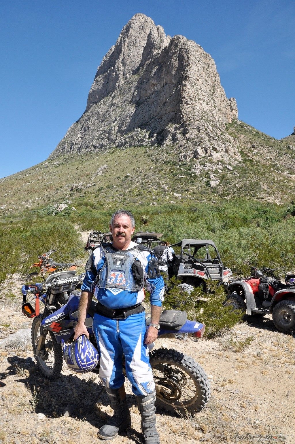 Bike Photo 2048043