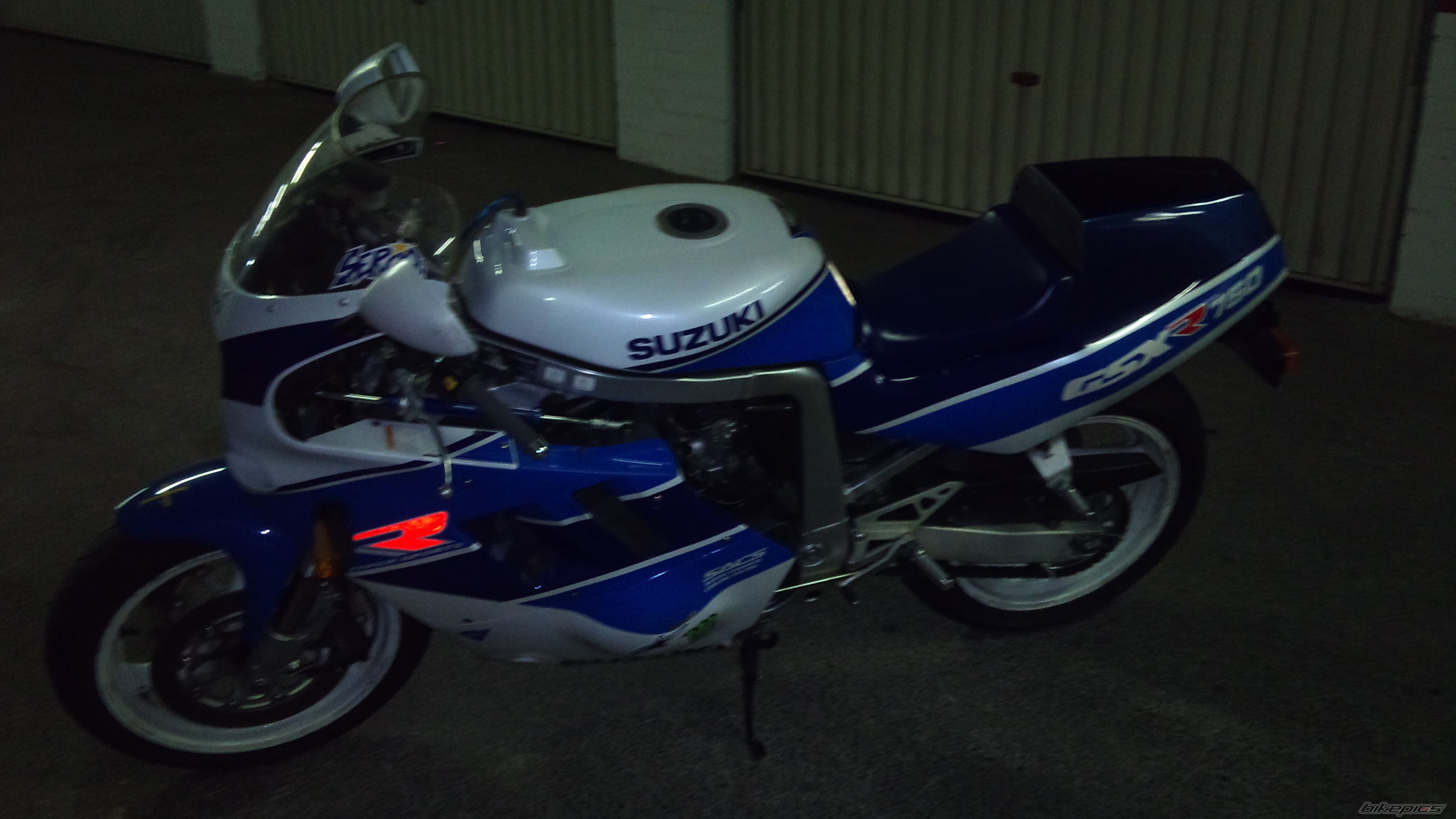 Photo 2048047