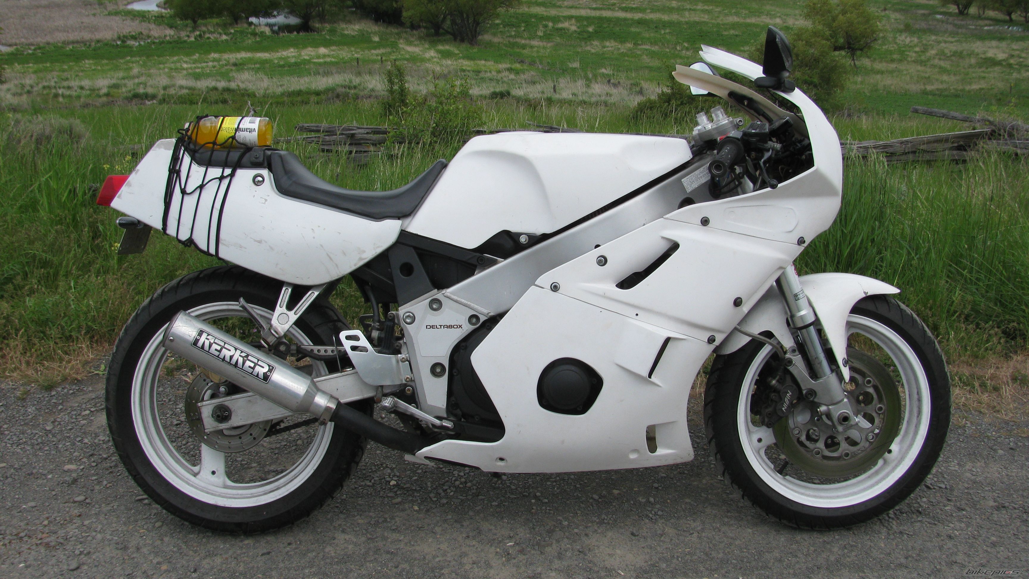 Bike Photo 2048073