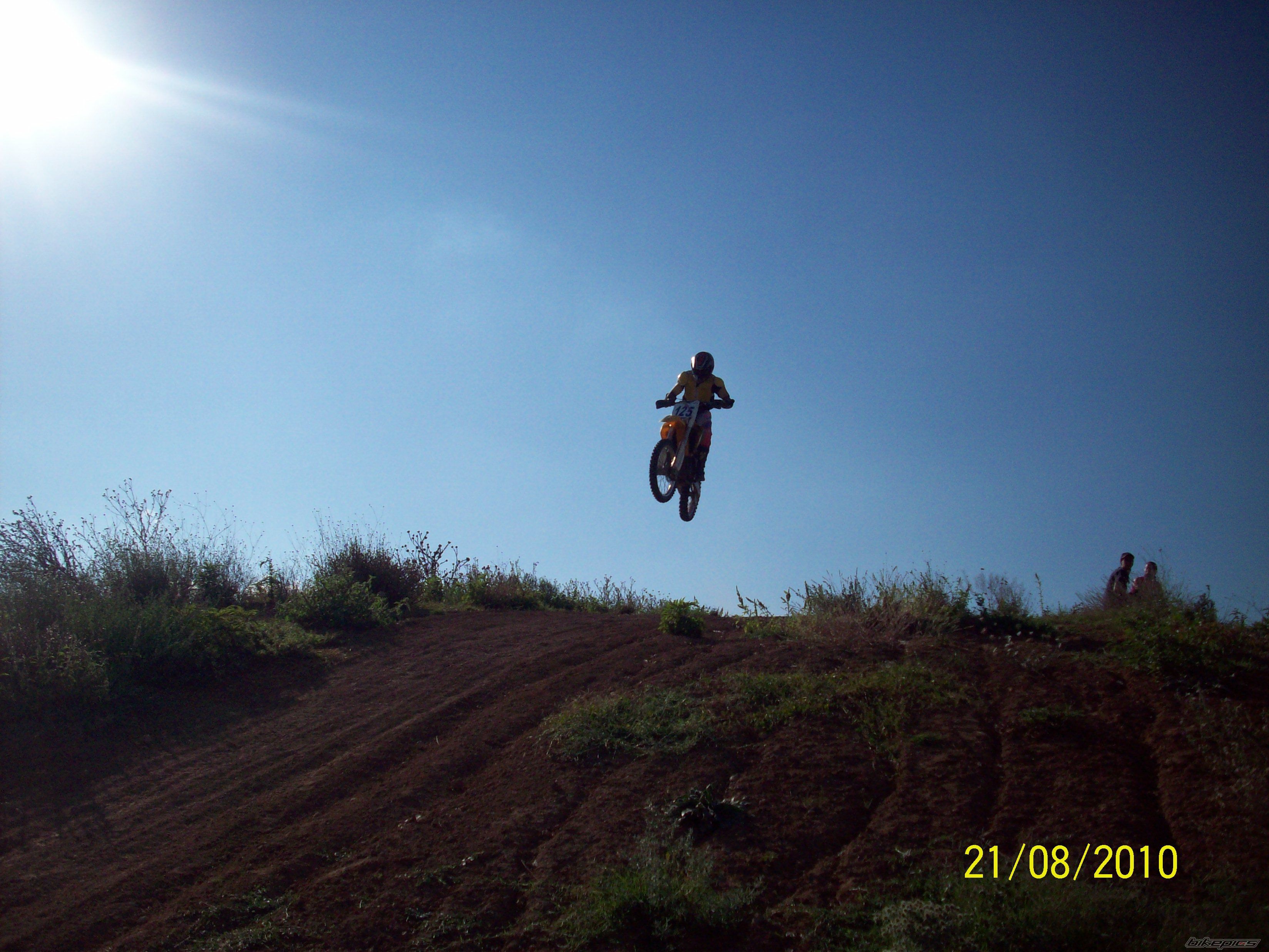 Photo 2048132