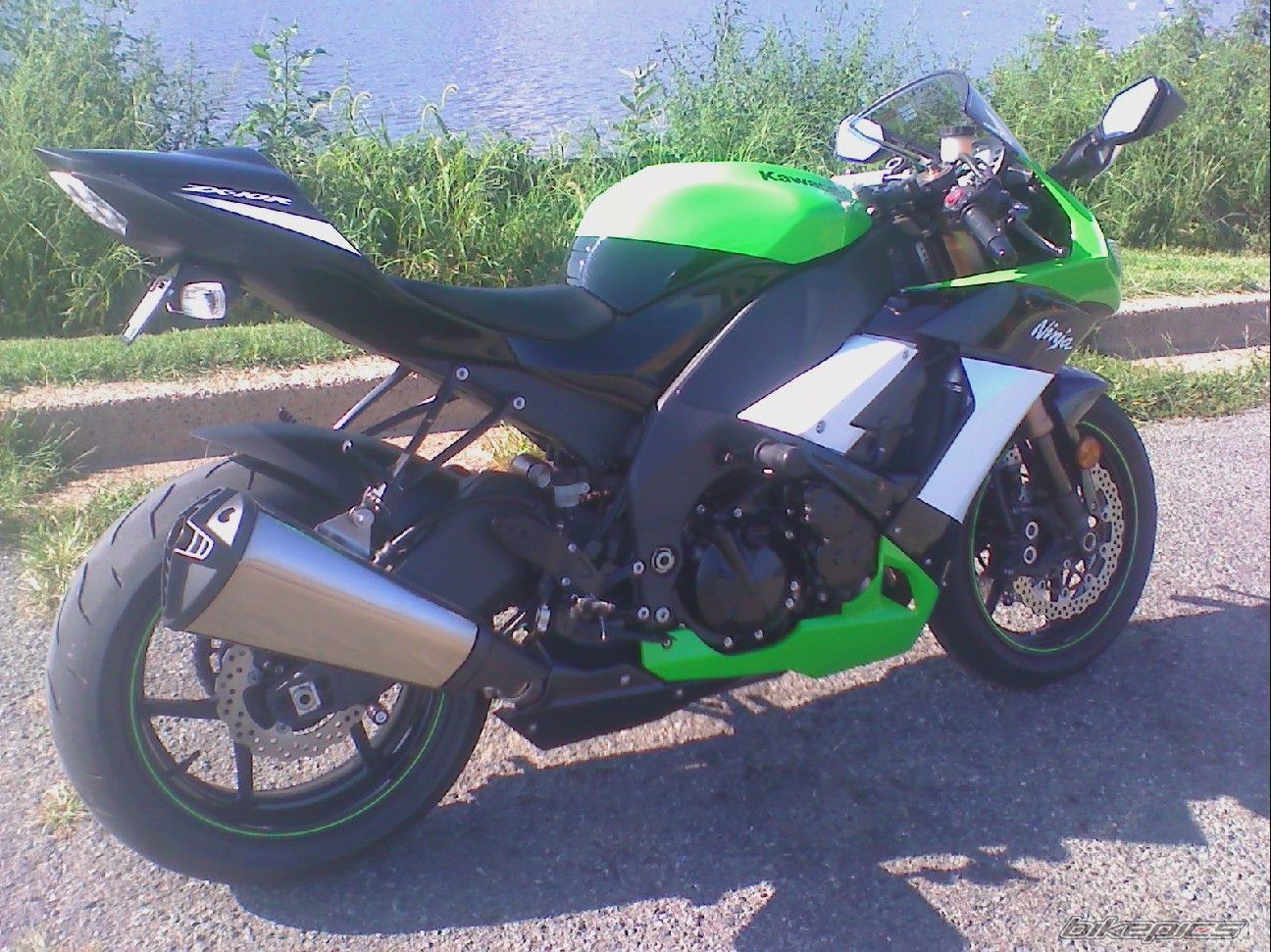 Bike Photo 2048201