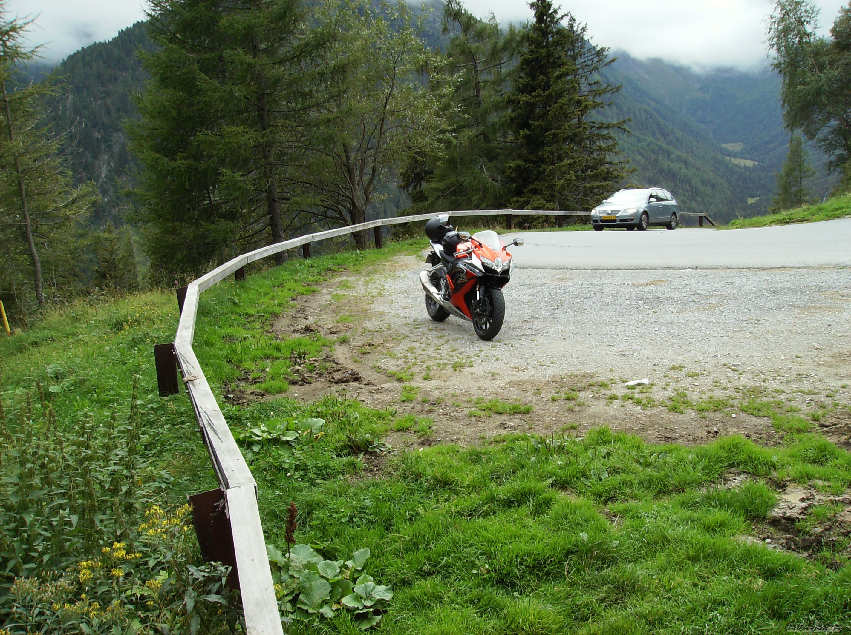 Bike Photo 2048204
