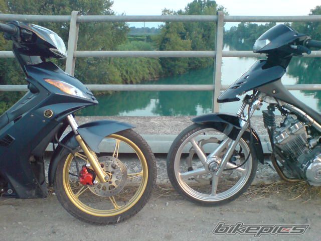 Photo 2048290