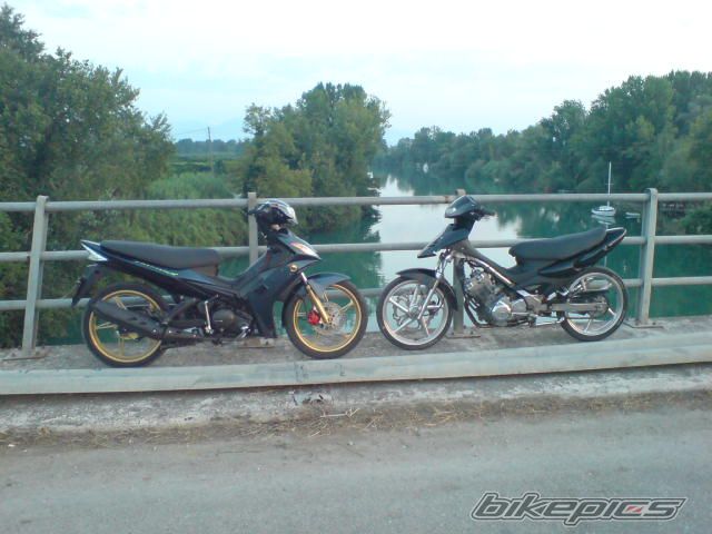 Photo 2048291