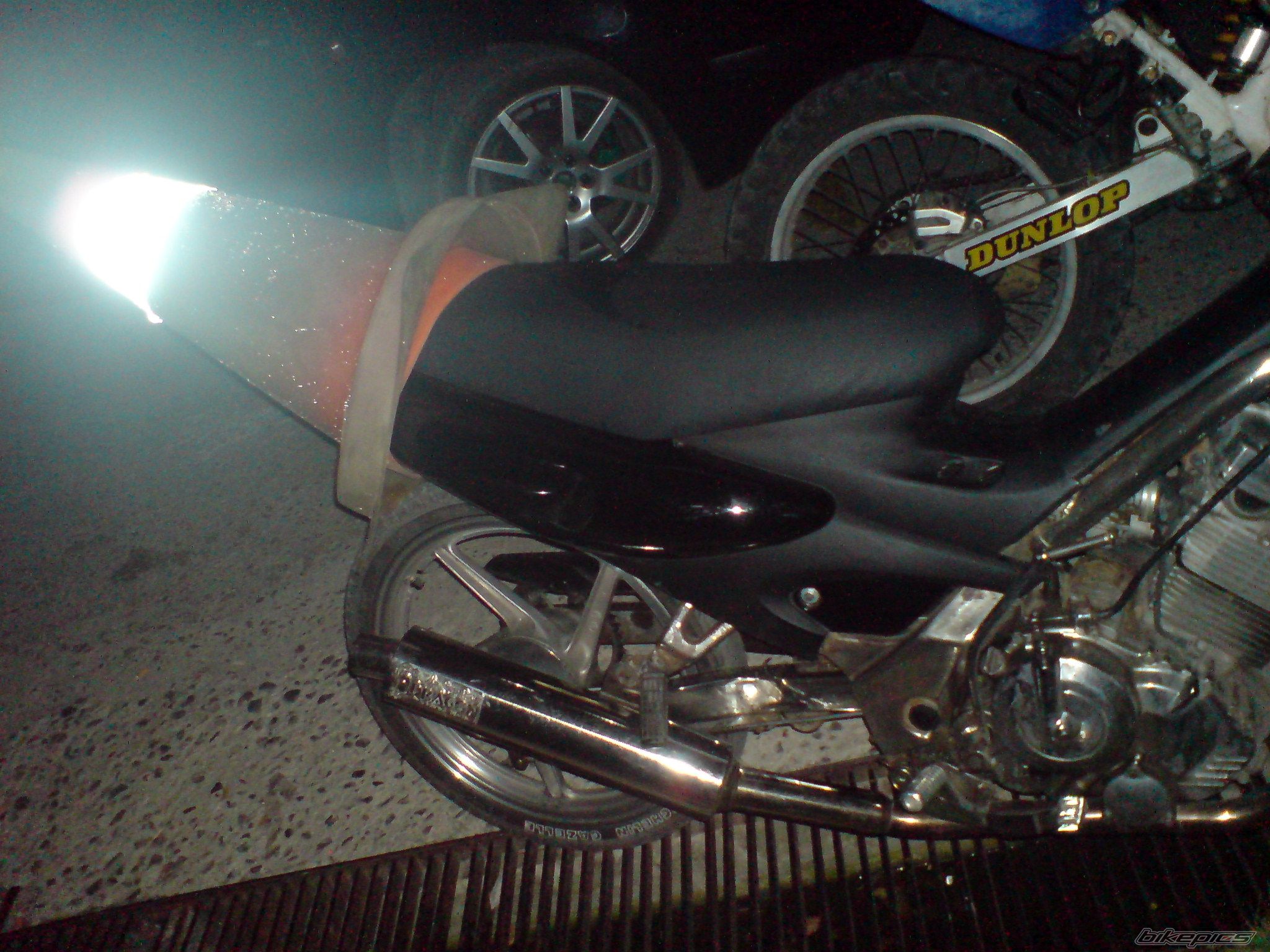 Photo 2048295
