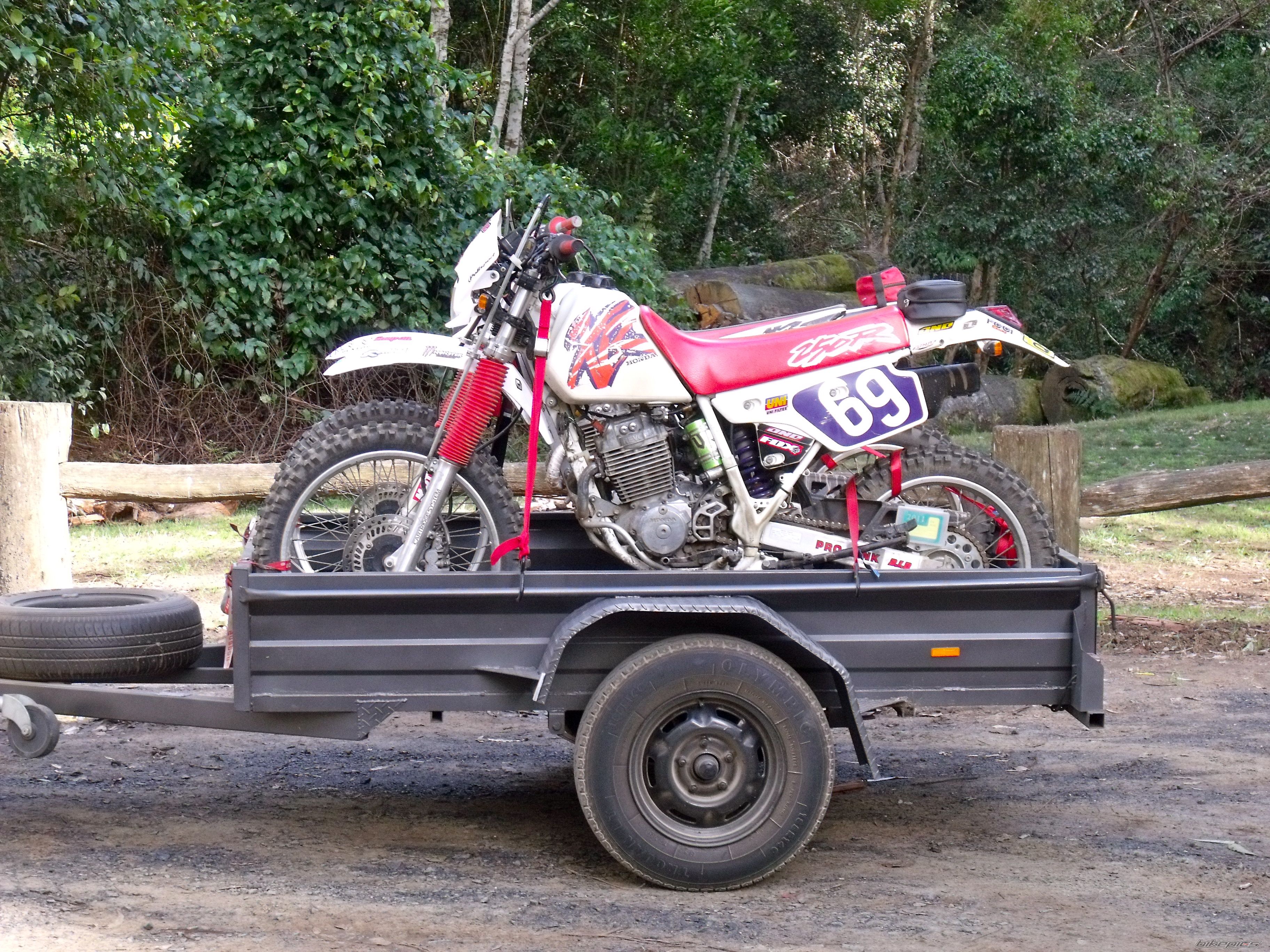 Bike Photo 2048335