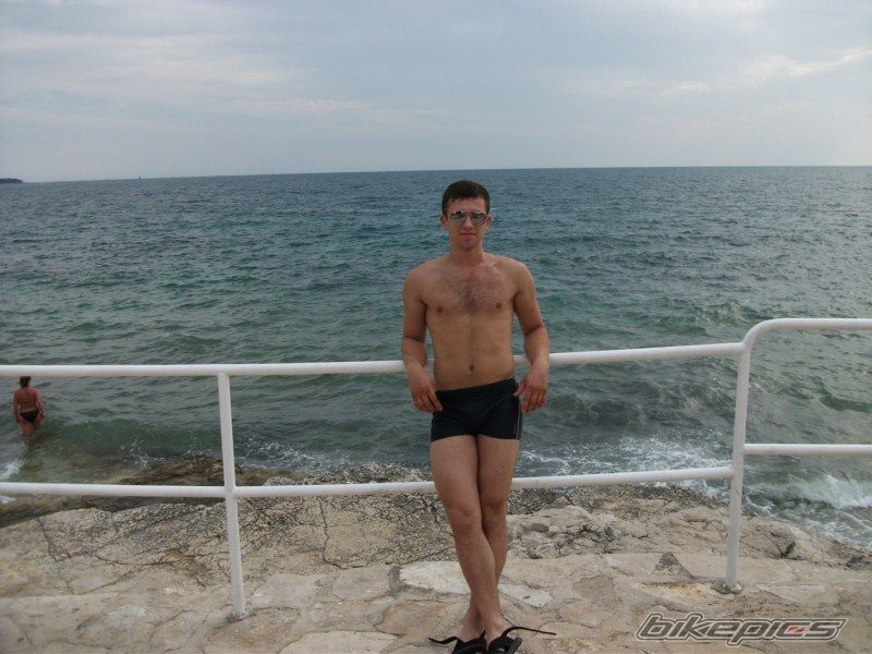 Photo 2048503