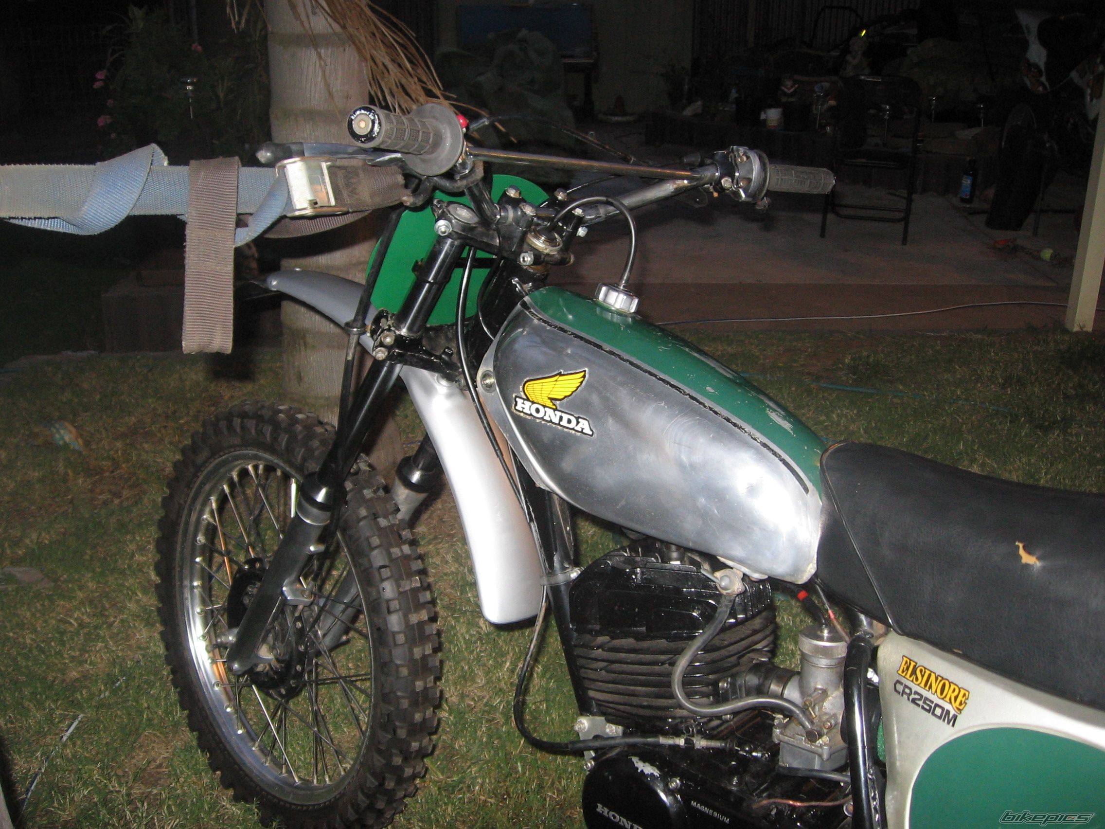 Photo 2048714