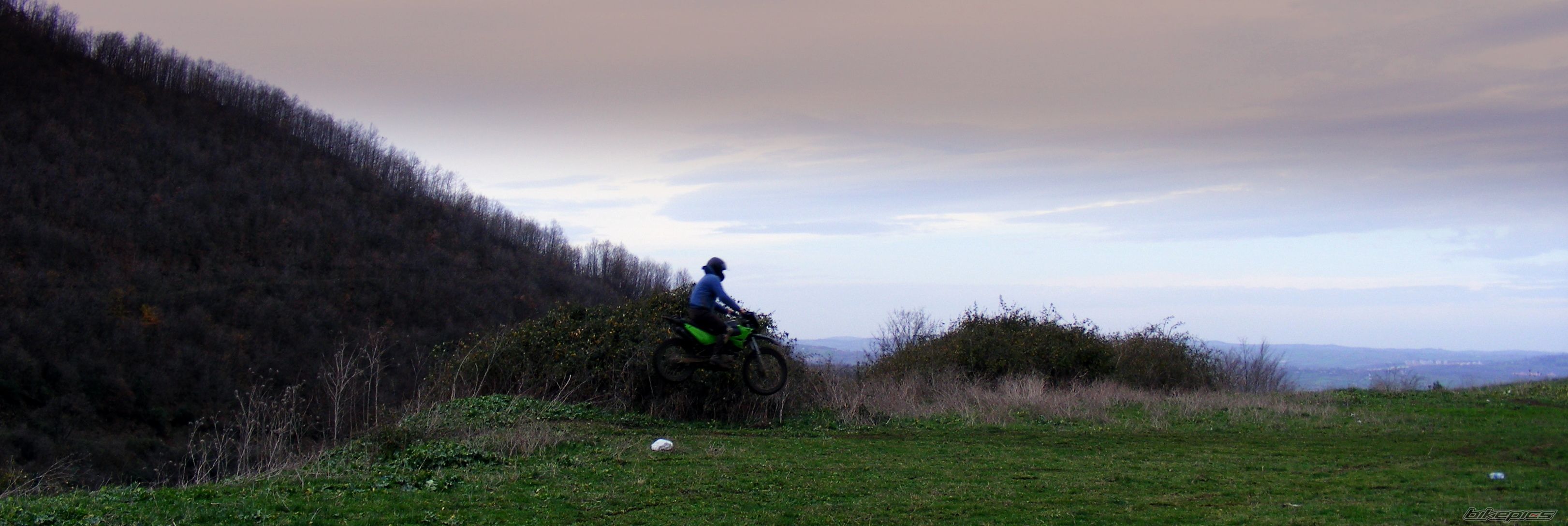 Photo 2048908