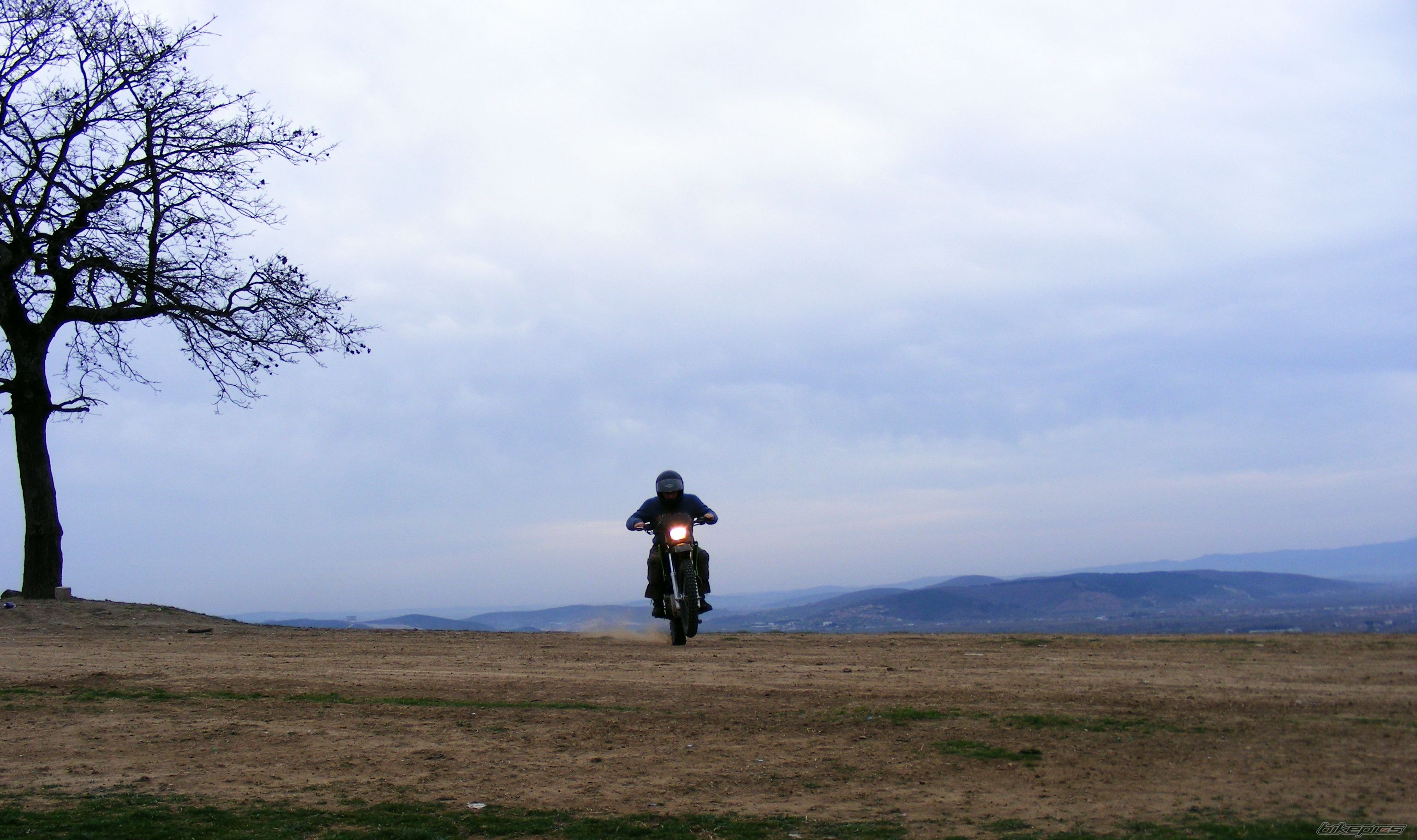 Photo 2048924
