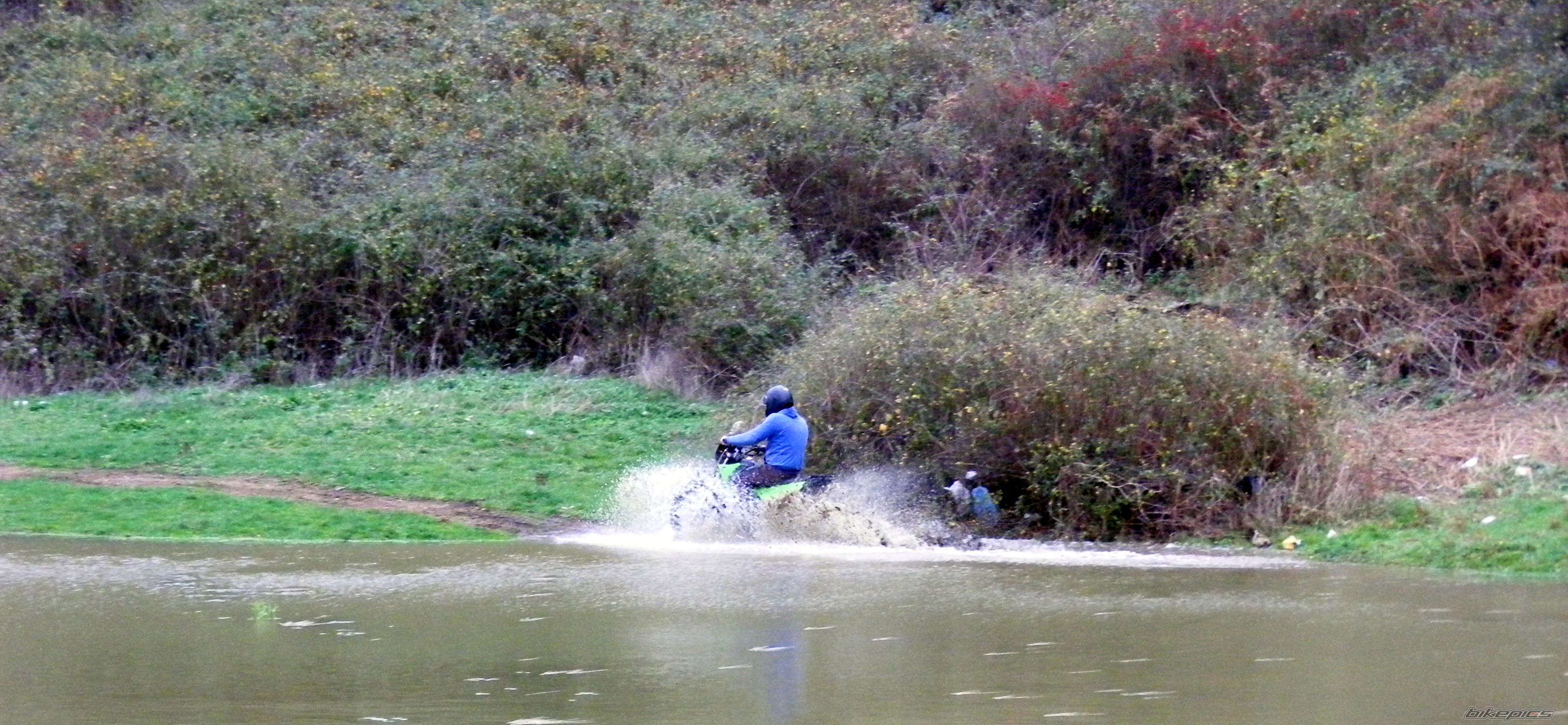 Photo 2048928