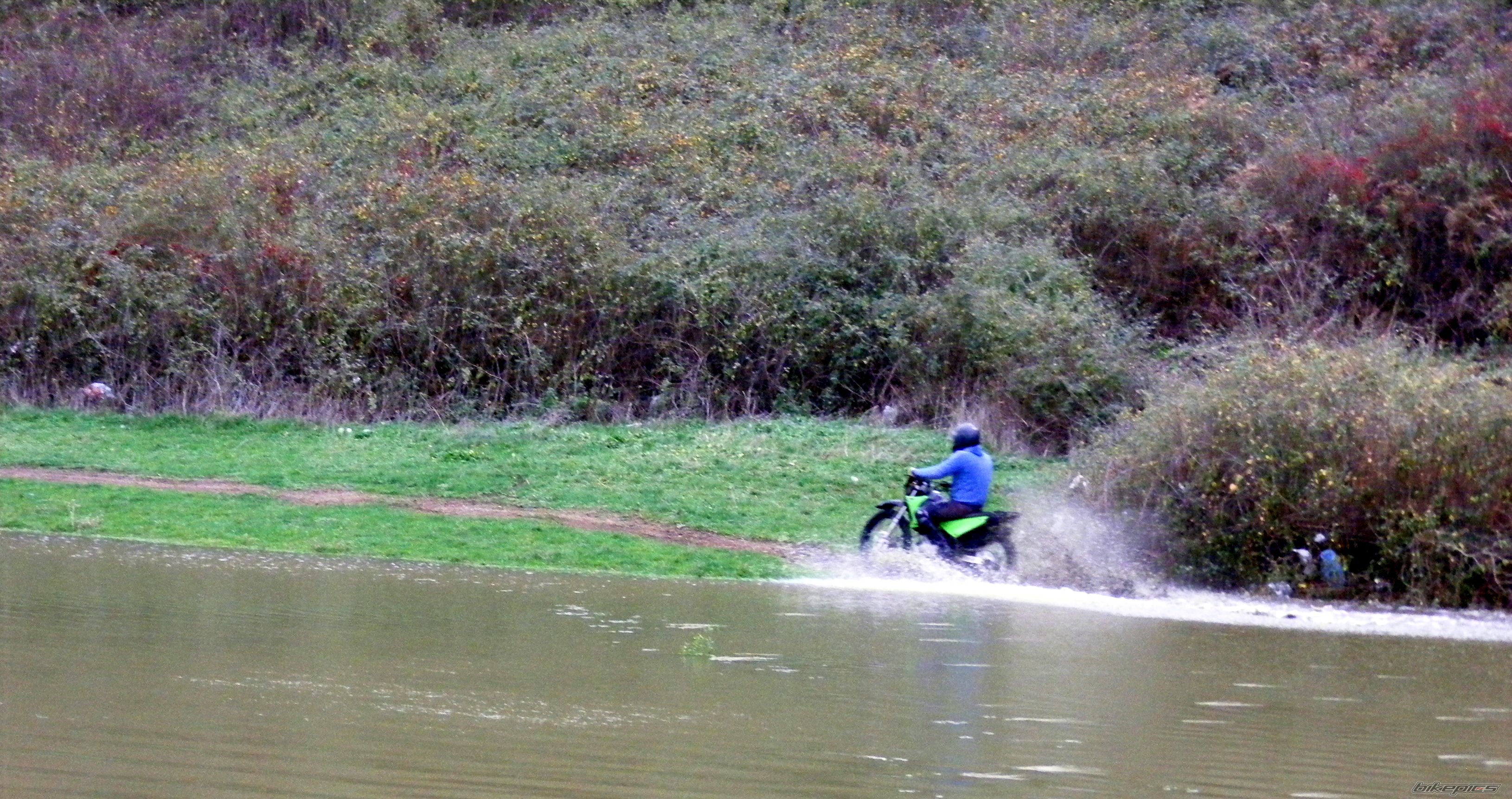 Photo 2048930