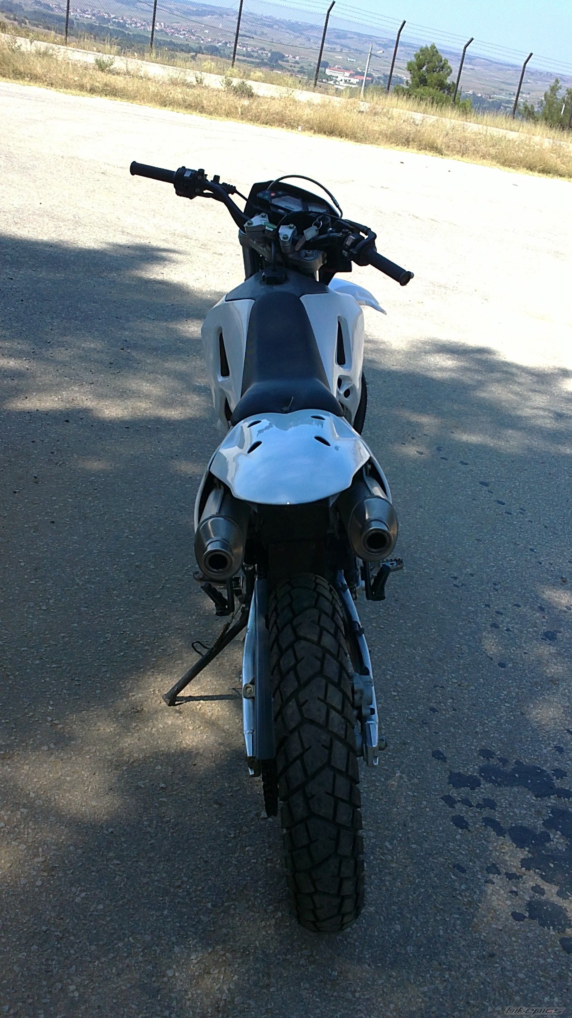 Photo 2048943